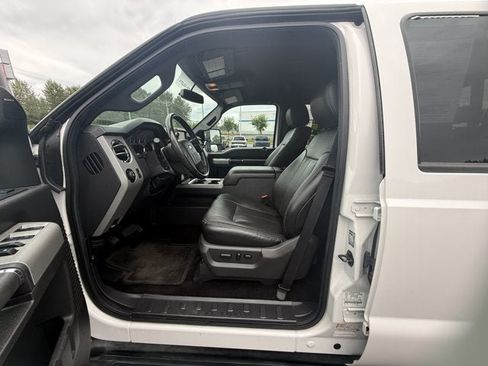 Used 2016 Ford F350 Lariat w/ Camper Package AWD/4WD image 9