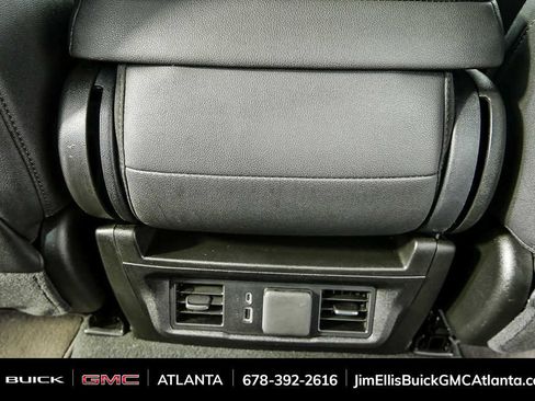Used 2025 GMC Sierra 1500 SLT AWD/4WD image 18