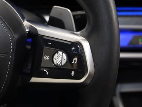 Used 2023 BMW 760i xDrive image 48