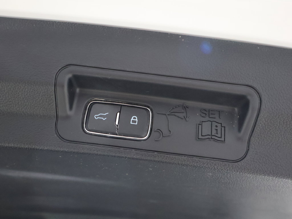 Used 2020 Ford Explorer ST w/ ST Street Pack AWD/4WD image 27