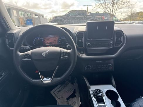 Used 2022 Ford Bronco Sport Outer Banks w/ Tech Package image 12