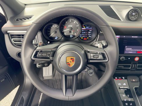 New 2026 Porsche Macan GTS image 18