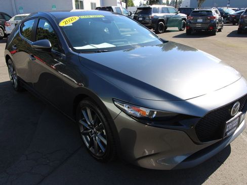 Used 2020 MAZDA MAZDA3 Base image 8