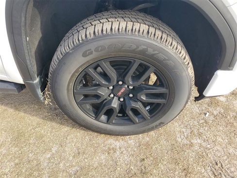 Used 2021 GMC Sierra 1500 Elevation w/ X31 Off-Road Package image 6