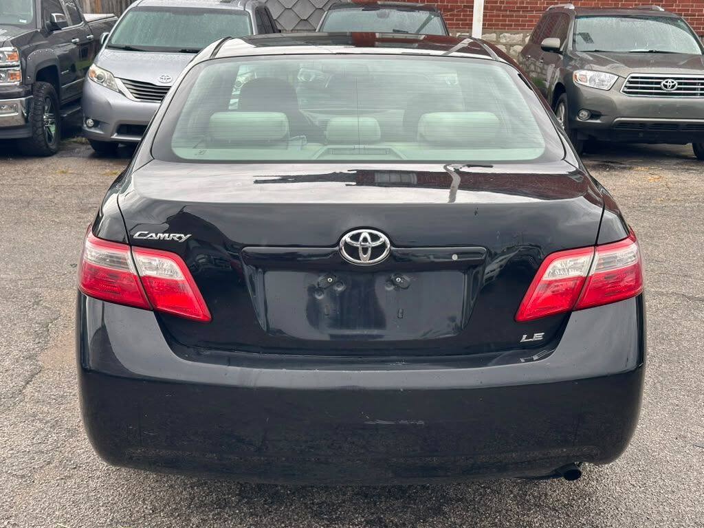 Used 2007 Toyota Camry LE FWD image 7