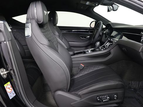 Used 2021 Bentley Continental GT AWD/4WD image 31