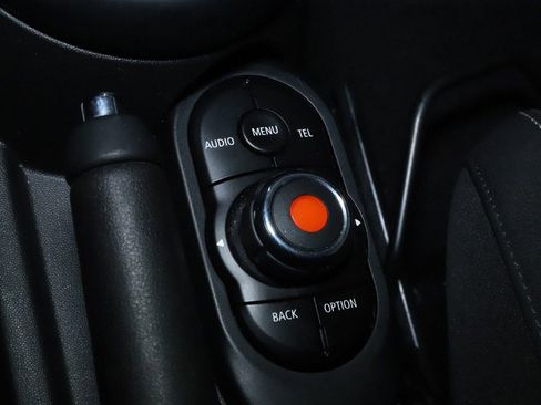 Used 2018 MINI Cooper S FWD image 29
