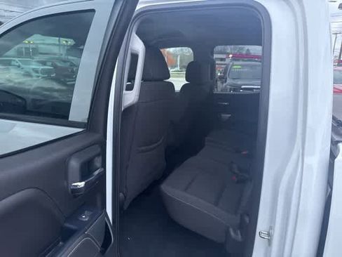 Used 2019 Chevrolet Silverado 1500 LT image 12