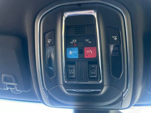 Certified 2024 Jeep Grand Cherokee Laredo X RWD image 28