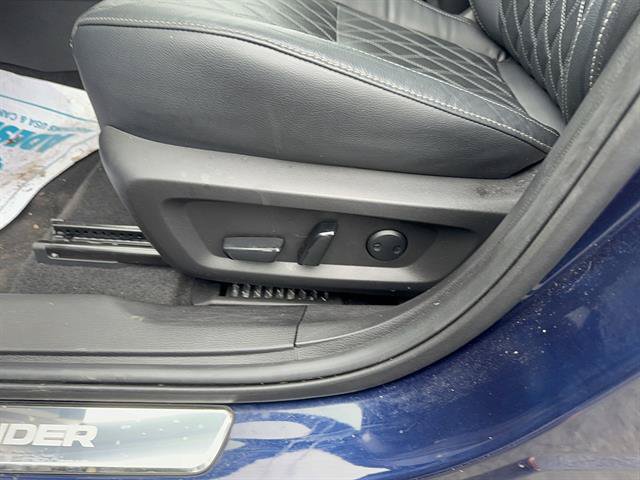 Used 2023 Mitsubishi Outlander SEL AWD/4WD image 10