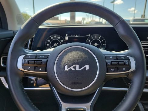 Used 2025 Kia Sportage SX AWD/4WD image 11