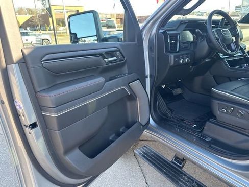 New 2026 GMC Sierra 2500 AT4X AWD/4WD image 24
