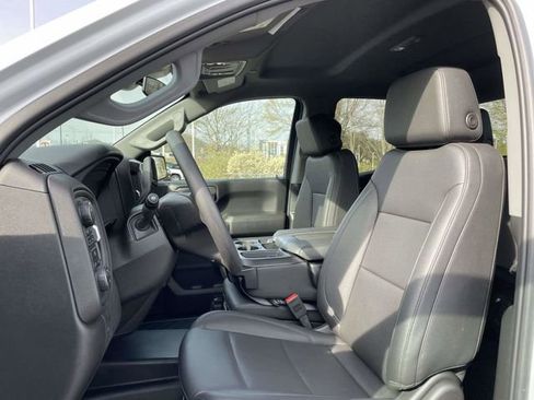 Used 2025 Chevrolet Silverado 1500 W/T w/ WT Value Package AWD/4WD image 19