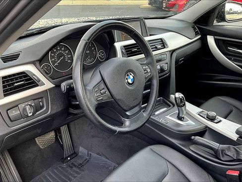 Used 2013 BMW 320i Sedan image 17