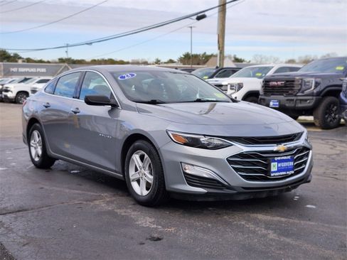 Used 2023 Chevrolet Malibu LS image 7
