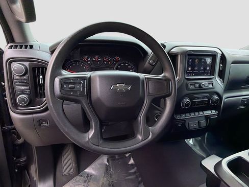 Used 2022 Chevrolet Silverado 1500 Custom Trail Boss AWD/4WD image 11