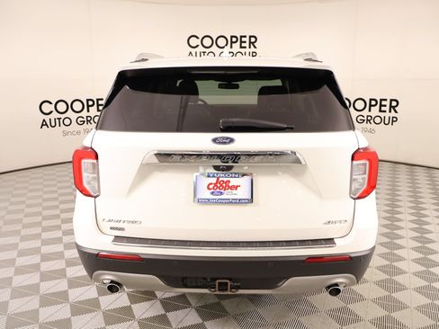 Used 2022 Ford Explorer Limited w/ Equipment Group 301A AWD/4WD image 24