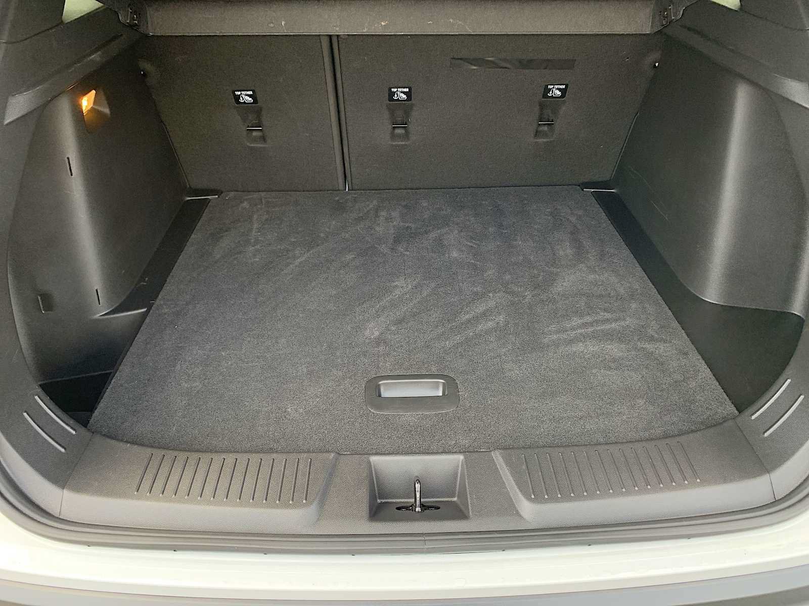 Certified 2024 Chevrolet Trax RS w/ Sunroof Package FWD image 24