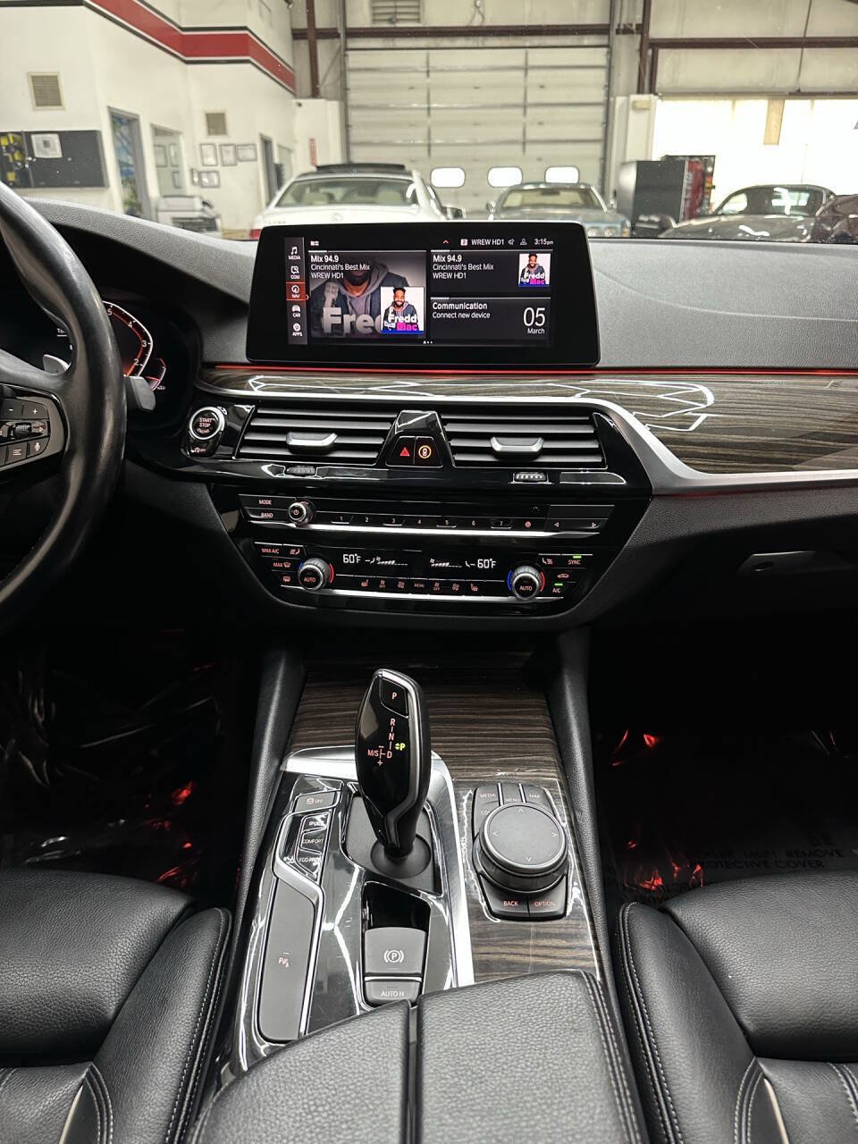 Used 2020 BMW 530i w/ Convenience Package RWD image 26
