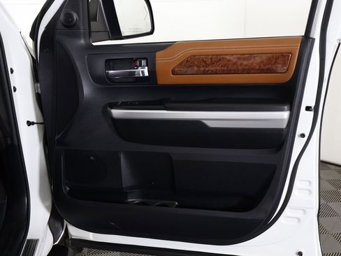 Used 2015 Toyota Tundra 1794 Edition image 26