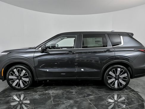 New 2026 Mitsubishi Outlander SE AWD/4WD image 6