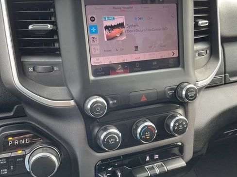 Used 2024 RAM 2500 Big Horn w/ Bed Utility Group image 18