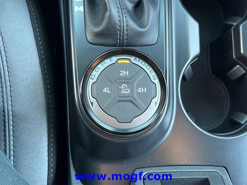 Used 2024 Ford Bronco Big Bend image 12