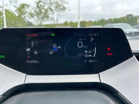 Used 2023 Toyota Prius LE image 19