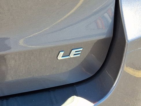 Used 2020 Toyota Sienna LE FWD image 30