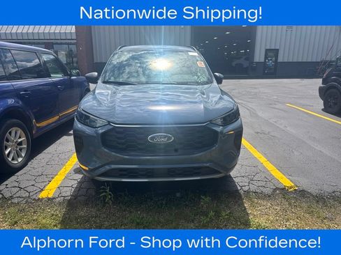 Certified 2024 Ford Escape ST-Line w/ Tech Pack #1 AWD/4WD image 1
