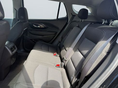 Used 2022 GMC Terrain SLE w/ Driver Convenience Package image 13