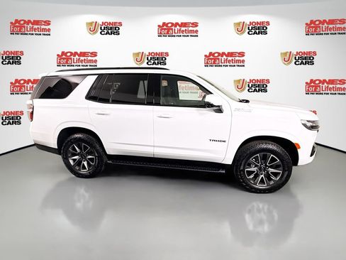 Used 2024 Chevrolet Tahoe Z71 w/ Z71 Off-Road Package AWD/4WD image 19