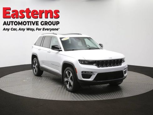 Used 2022 Jeep Grand Cherokee Limited 4xe w/ MOPAR Finishing Package AWD/4WD image 53