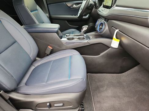 Used 2023 Chevrolet Blazer RS w/ Driver Confidence II Package image 29