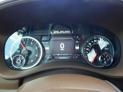 Used 2023 RAM 3500 Laramie image 25