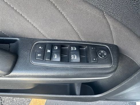 Used 2017 Dodge Charger R/T Scat Pack RWD image 13