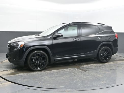 Used 2020 GMC Terrain SLE w/ Driver Convenience Package image 5