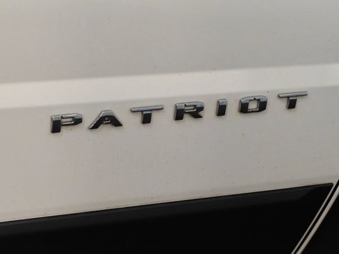 Used 2016 Jeep Patriot High Altitude AWD/4WD image 33