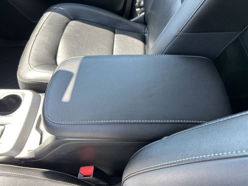 Used 2019 Chevrolet Colorado ZR2 image 37