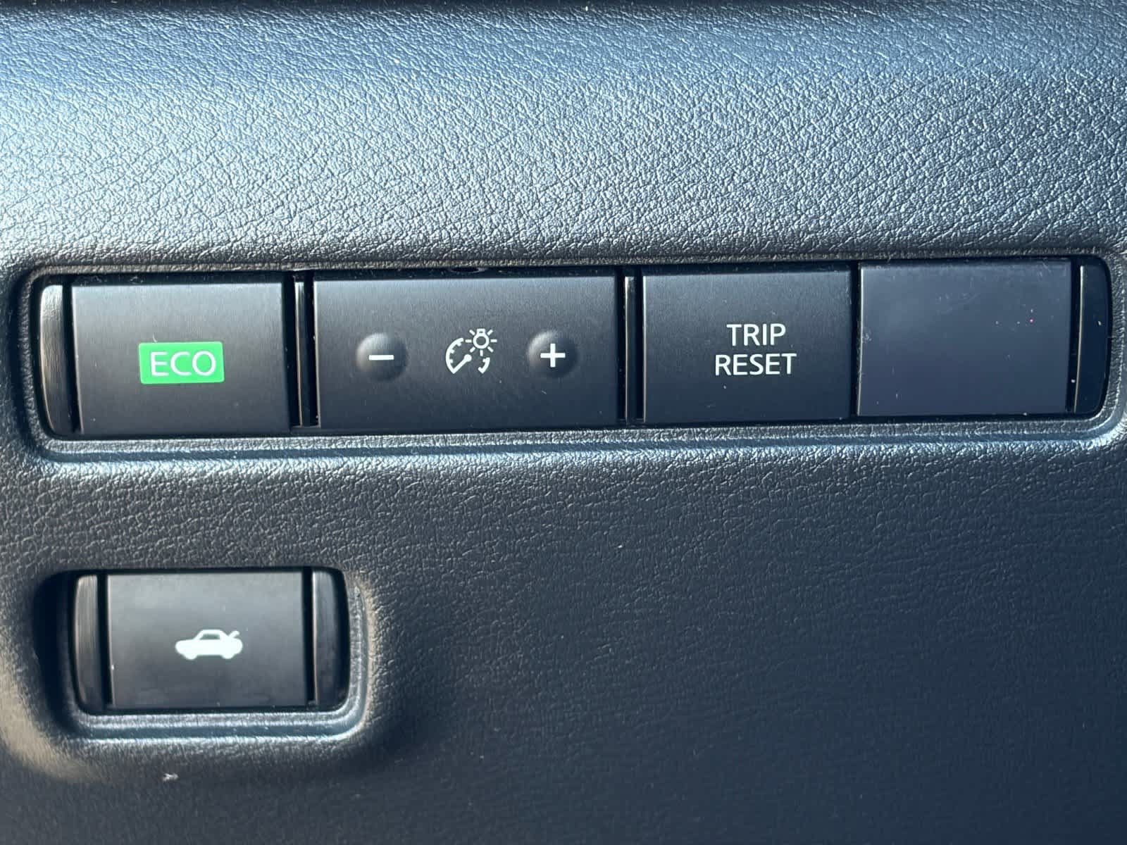 Certified 2023 Nissan Sentra S FWD image 17