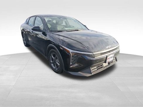 Used 2025 Kia K4 LXS image 13