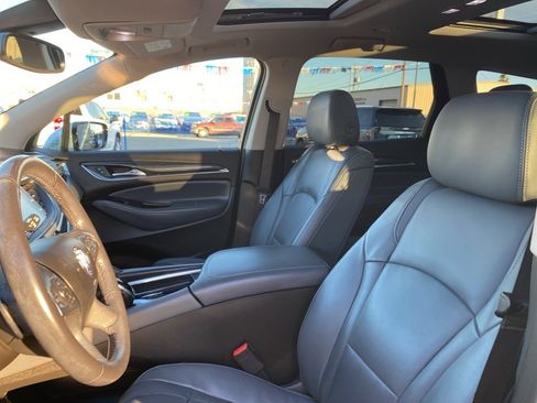 Used 2021 Buick Enclave Premium w/ Sun and Sites Package image 30