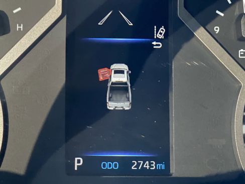 Certified 2026 Toyota Tundra SR5 image 33