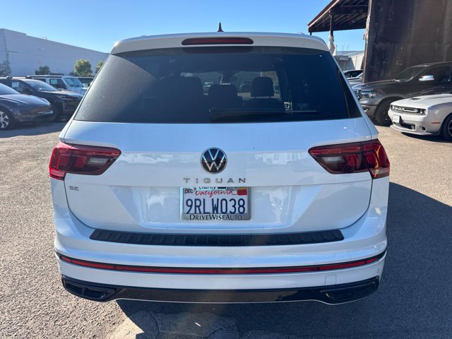 Used 2024 Volkswagen Tiguan SE R-Line FWD image 6