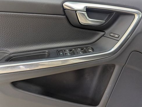 Used 2012 Volvo S60 T5 image 13