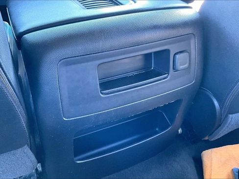 Used 2017 Chevrolet Silverado 1500 High Country AWD/4WD image 35