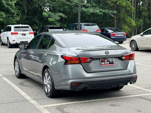 Used 2024 Nissan Altima 2.5 S FWD image 7