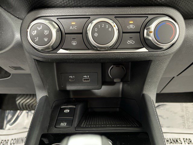 Used 2023 Nissan Kicks SV FWD image 23