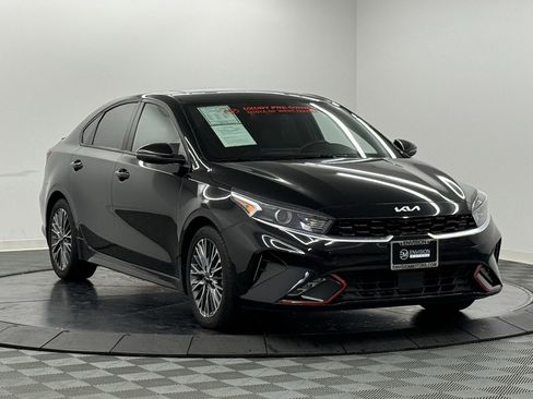 Used 2024 Kia Forte GT-Line w/ GT-Line Premium Package image 5