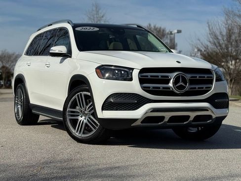 Used 2022 Mercedes-Benz GLS 450 4MATIC image 2